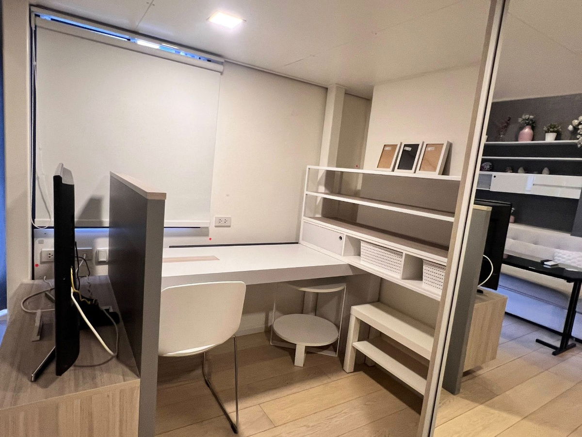 picture condo Chewathai Residence Asoke fully furnished and best price ready to move in - 14/15