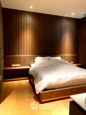 Condos for rent : 1-BR Magnolias Waterfront Residences Near BTS Saphan Taksin (ID 1449217)