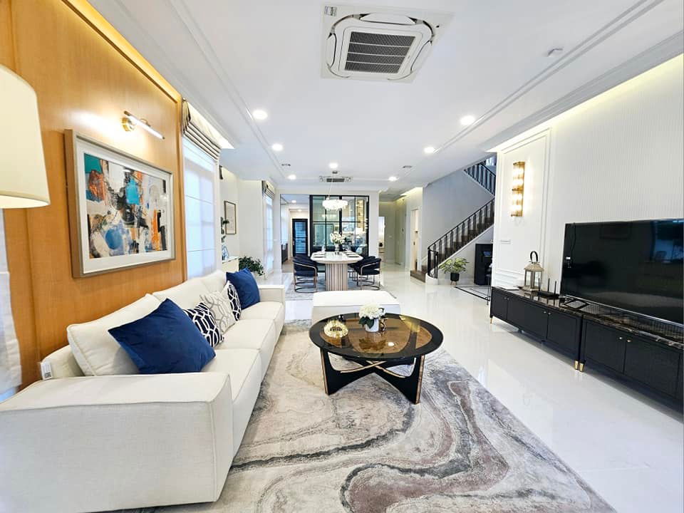 รูป MN04806 - Nantawan Rama 9 - New Krungthepkreetha - รูปที่ 16/17