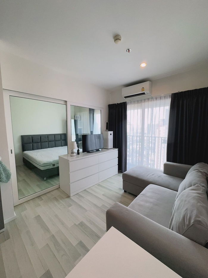 picture Urgent Rent! Beautiful Room Special Price! The Key Sathorn-Charoenrat - 1 Bed, 1 Bath - 33 Sq.M. - 4/10