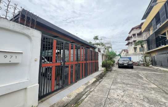 รูป ขายบ้านสไตล์ทาวน์โฮม 2 ชั้น สุดพิเศษ ใกล้ รพ.ศิริราช - รูปที่ 2/12