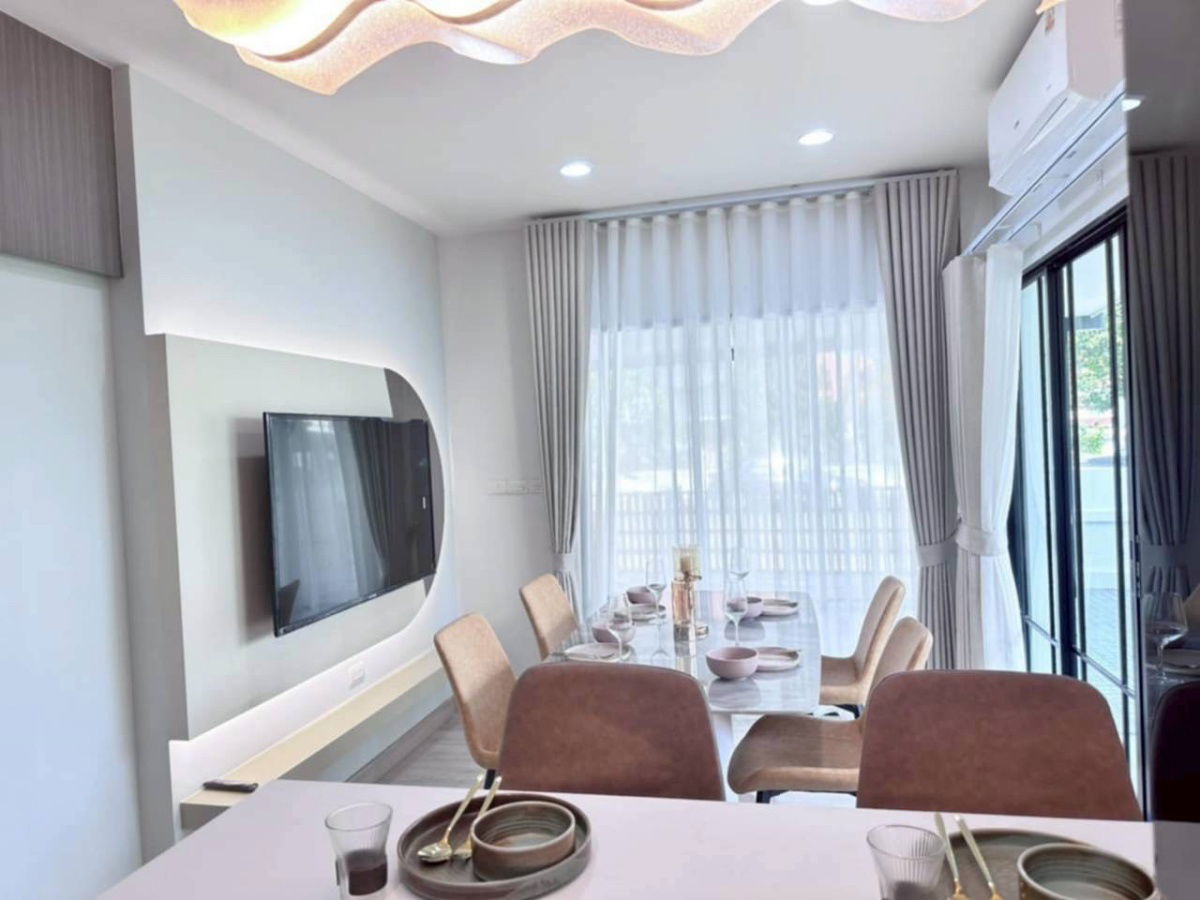 รูป ขาย Modern Luxury Pool Villa เชียงใหม่  - รูปที่ 19/20