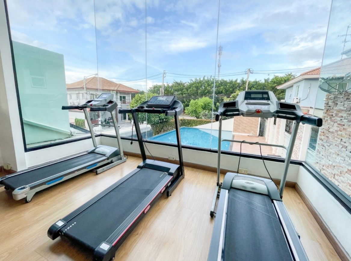 รูป ที่ดินเปล่า + บ้านทาวน์โฮม (หลังมุม) ขนาด 40.8 ตร.ว. (ขนาดพื้นที่รวม) พื้นที่ใช้สอย 158 ตร.ม. - รูปที่ 12/13