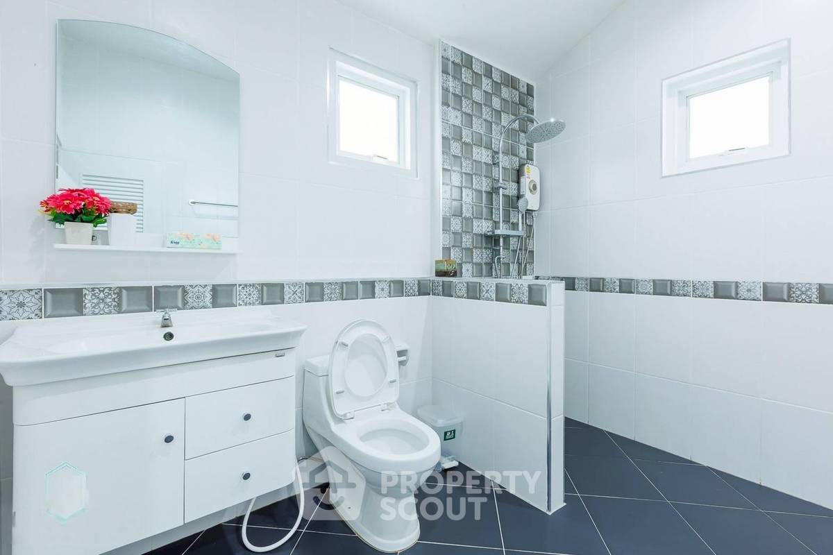 รูป บ้าน 2-ห้องนอน ที่ บลูลอฟท์ 88 ใน ทับใต้ (ID 1230099) - รูปที่ 8/19