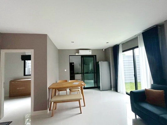 picture FOR RENT NIRVANA DEFINE KRUNGTHEPKREETHA / 3 bedrooms 4 bathrooms / 42 Sqw. 200 Sqm. **60,000** CLOSE TO BRIGHTON COLLEGE BANGKOK - 3/14