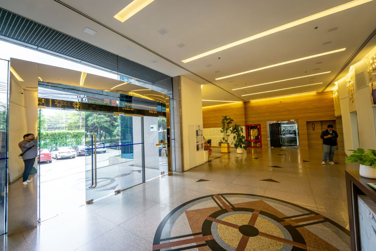 รูป ให้เช่าออฟฟิศ ใกล้ MRT ห้วยขวาง เพียง 300 เมตร - รูปที่ 7/10