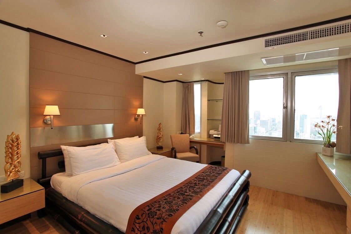picture Sukhumvit                     Suite - 3/9