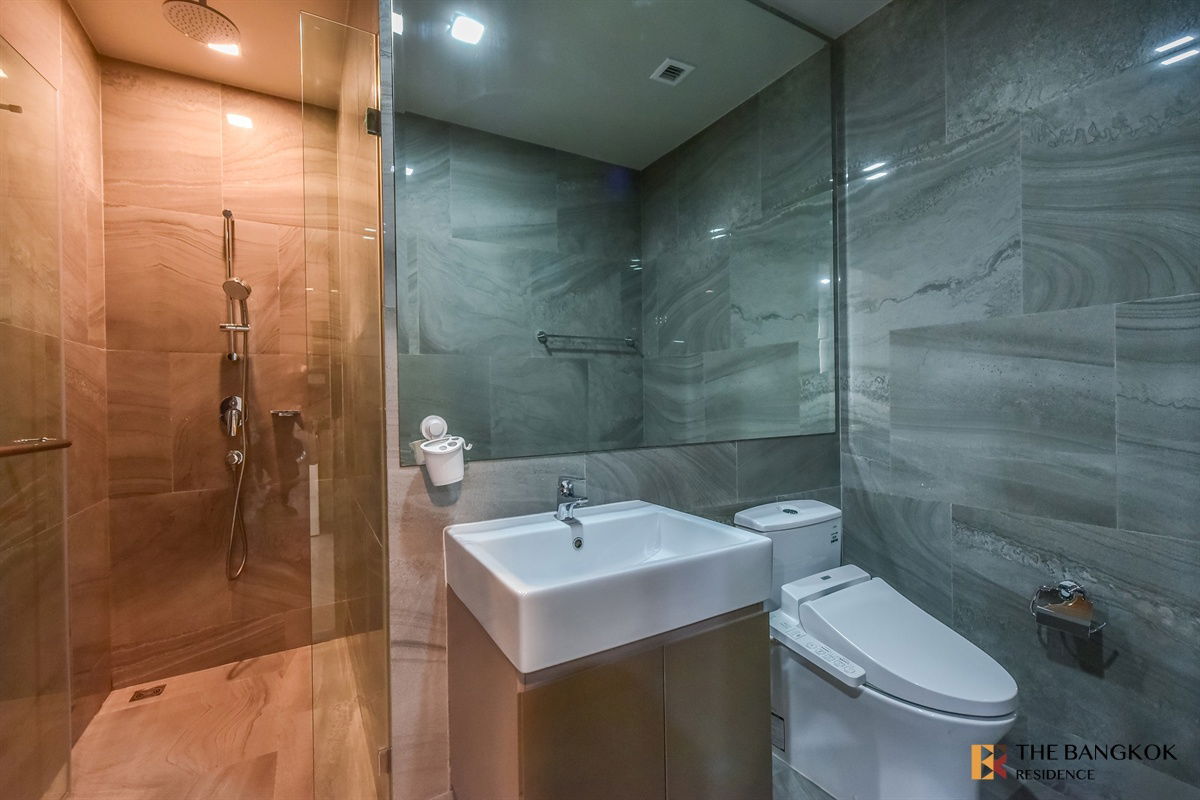 รูป Available for rent October25 Ideo Q Victory 1B1B 35.8 sqm. 25K/Month Call Khun Aumi 0658209572 - รูปที่ 5/5