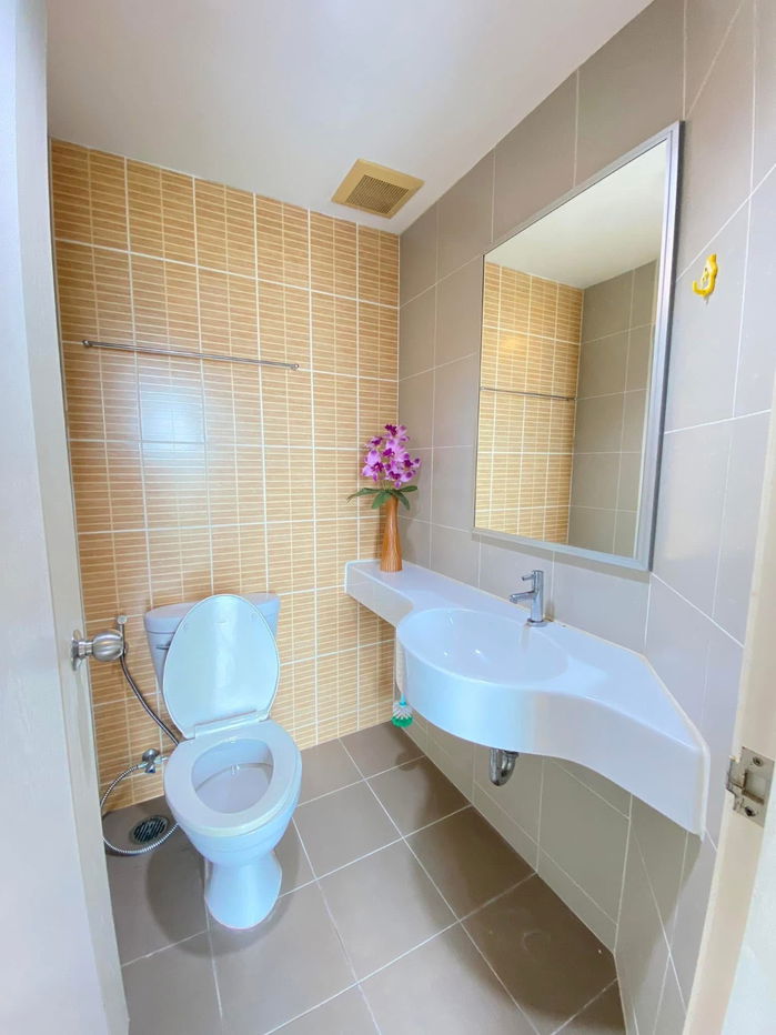 picture ✨ Condo for sale Lumpini Ville Prachachuen-Phong Phet 2  Beautiful unit with tenant 💼🏙️ - 10/12