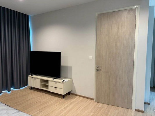 picture FOR RENT NIRVANA DEFINE KRUNGTHEPKREETHA / 3 bedrooms 4 bathrooms / 42 Sqw. 200 Sqm. **60,000** CLOSE TO BRIGHTON COLLEGE BANGKOK - 7/14