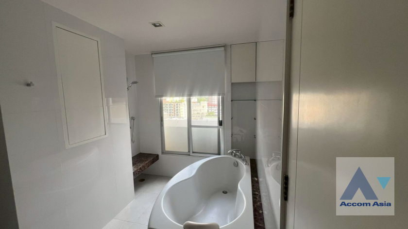 picture 🔼🔽 AccomA 📩 Big Balcony 2 BR Condominium @Newton Tower (23964) - 15/18