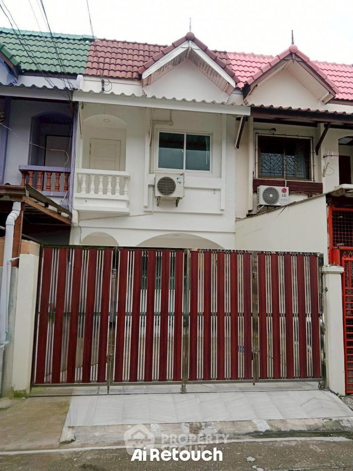 รูป ทาวน์เฮาท์ 2-ห้องนอน ใน สะพานสูง (ID 2261665) - รูปที่ 1/9