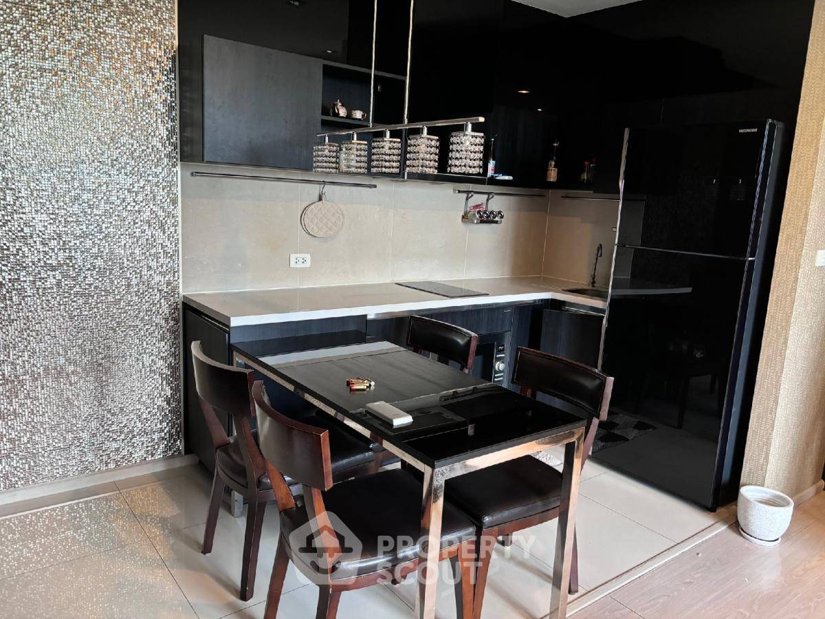 picture 2-BR Condo at Rhythm Sukhumvit 44/1 near BTS Phra Khanong (ID 1604100) - 8/9