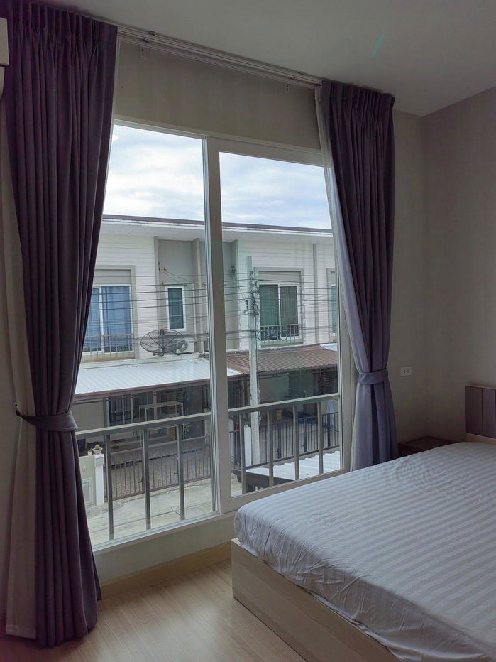 picture 🚩 For Rent 2-story Townhouse Q DISTRICT GUSTO KINGKAEW-SUVARNABHUMI 3 bedroom 2 bathroom - 1/8
