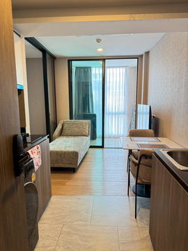 For Rent Condo LLOYD SOONVIJAI-THONGLOR Building 1, Floor 4,1 bed room, Room size 30 sqm
