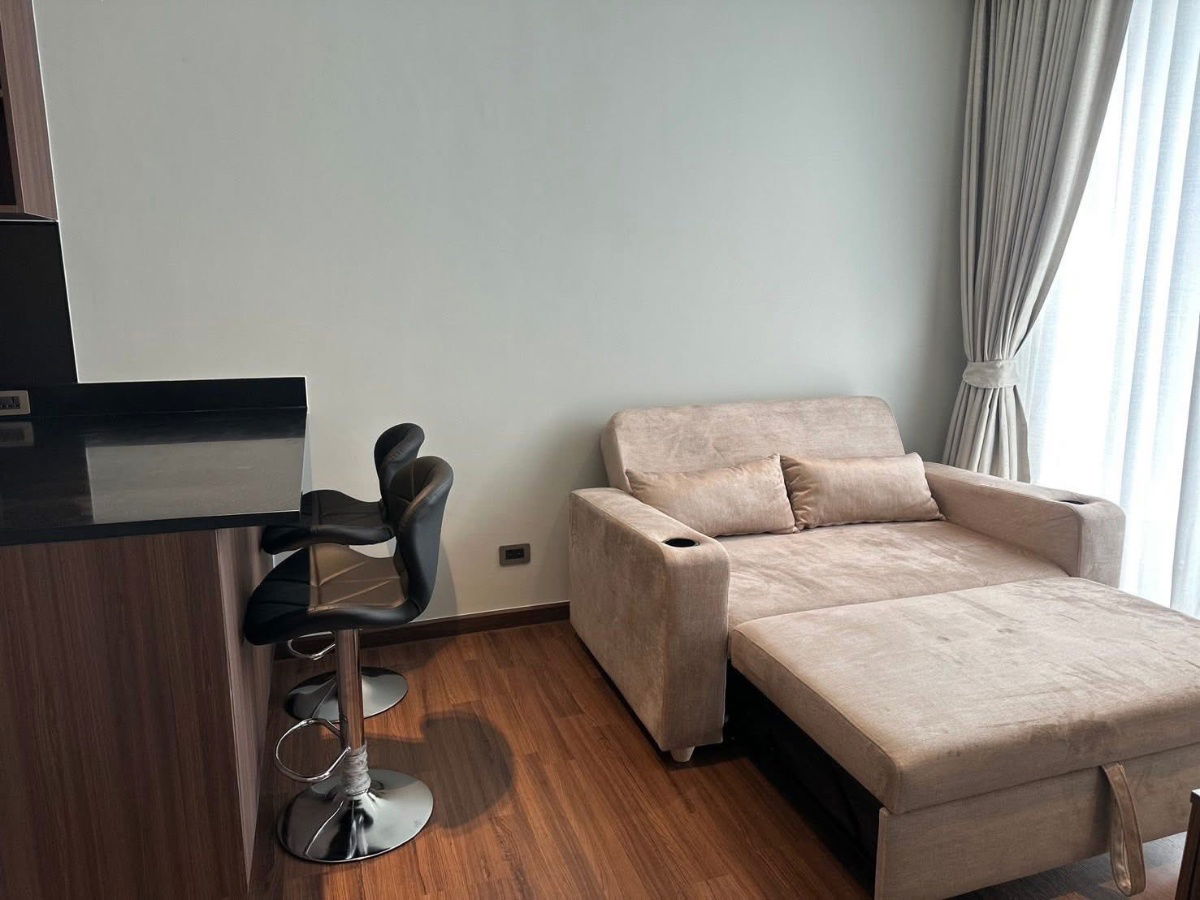 picture Urgent Rent!! Great Price! Beautifully Decorated Unit at U Charoen Residence Town in Town - 6/13