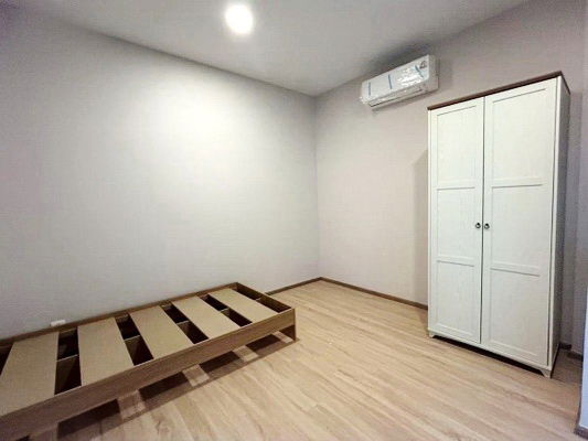 picture FOR RENT NIRVANA DEFINE KRUNGTHEPKREETHA / 3 bedrooms 4 bathrooms / 42 Sqw. 200 Sqm. **60,000** CLOSE TO BRIGHTON COLLEGE BANGKOK - 10/14