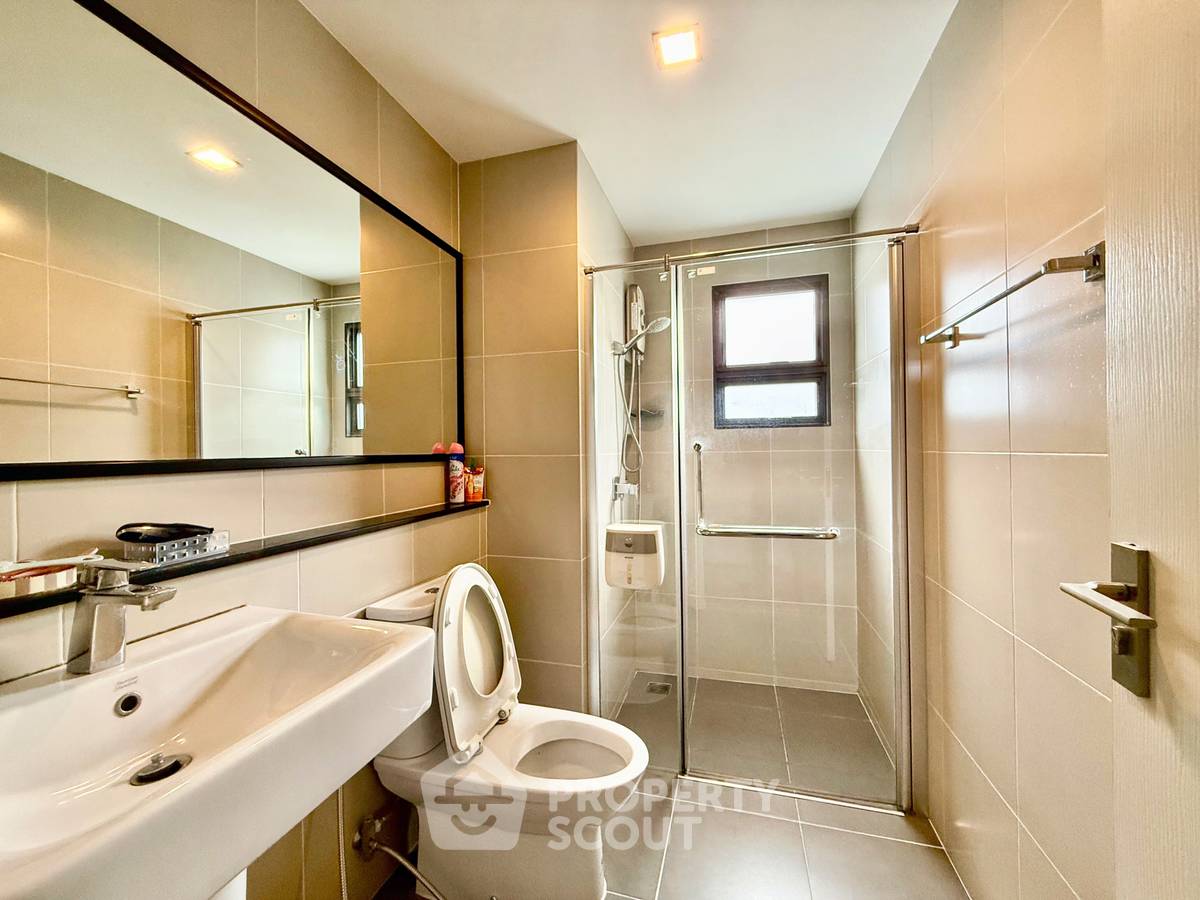 picture 4-BR House at Venue Rama 5 in Mueang Nonthaburi (ID 2099512) - 12/20