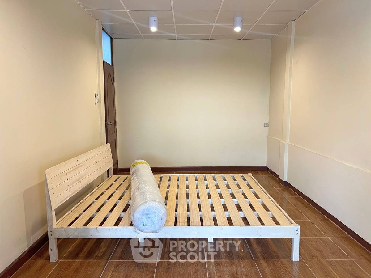 picture 3-BR Townhouse near BTS Bang Chak (ID 2265731) - 5/10