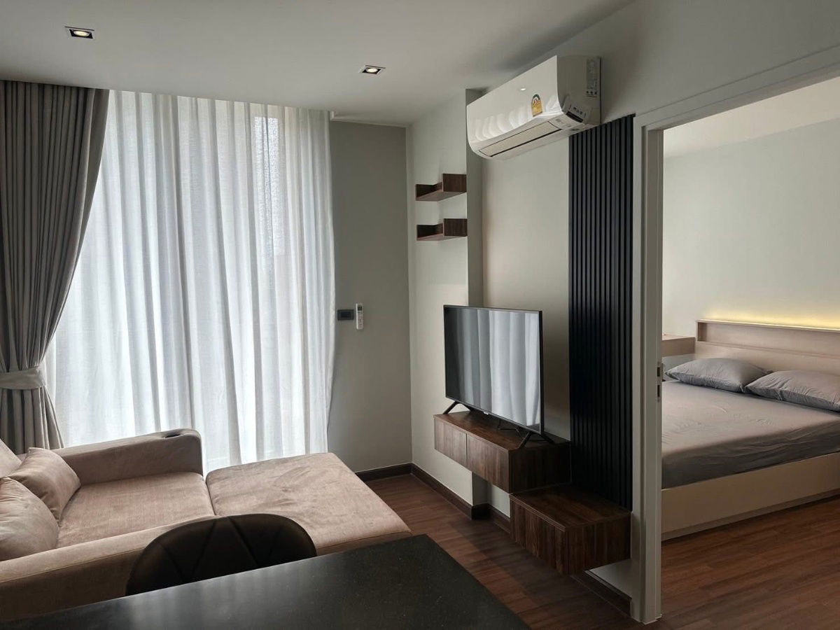 picture Urgent Rent!! Great Price! Beautifully Decorated Unit at U Charoen Residence Town in Town - 12/13