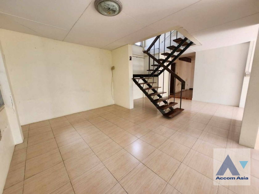 picture 🔼🔽 AccomA 📩  3 BR House in Bang Chak (AA44082) - 4/16