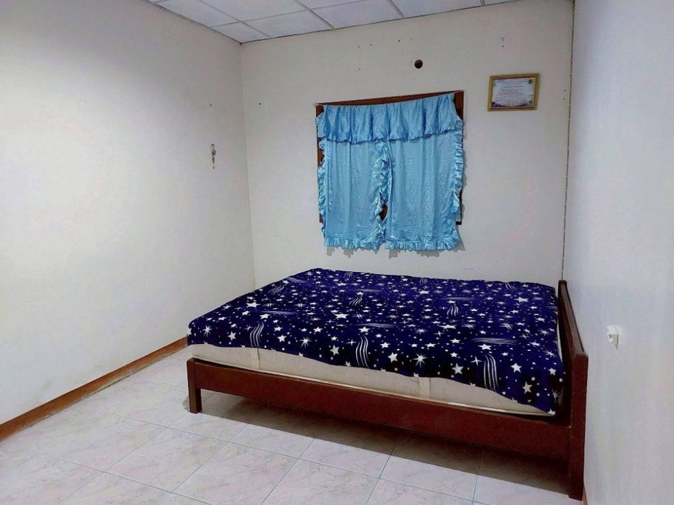 รูป ขายบ้านเดี่ยว 2 ชั้น ตามสภาพ เนื้อที่ 203 ตร.ว. บ้านหันหน้าทิศเหนือ ใกล้ตัวเมือง ใกล้วัดเจดีย์หอย ลาดบัวหลวง พระนครศรีอยุธยา - รูปที่ 7/15