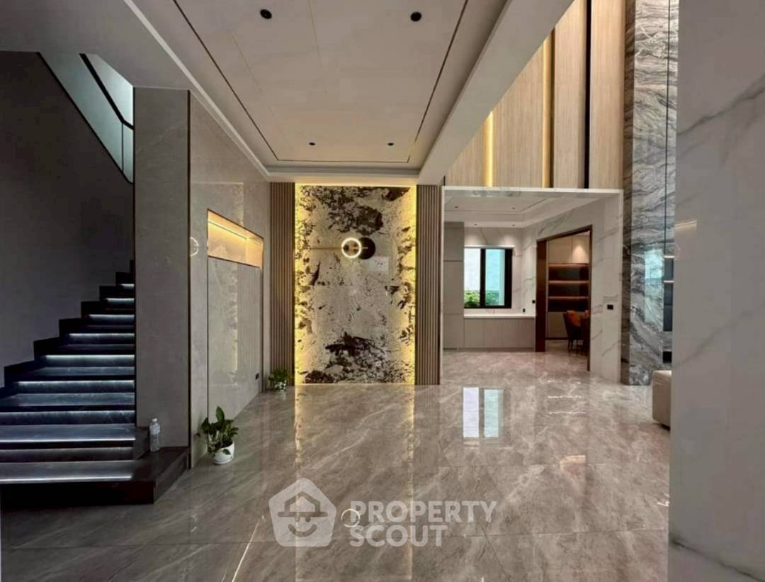 รูป บ้าน 5-ห้องนอน ที่ เดอะ เจนทริ พัฒนาการ ใน สวนหลวง (ID 2264759) - รูปที่ 13/15