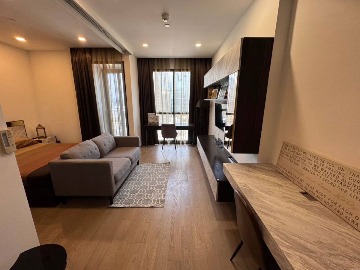picture Ashton Chula Silom【𝐒𝐄𝐋𝐋 & 𝐑𝐄𝐍𝐓】🔥Premium design with a cool, dark tone, unique style, fully built-in, easy to use🔥  Contact Line ID: @hacondo - 4/10