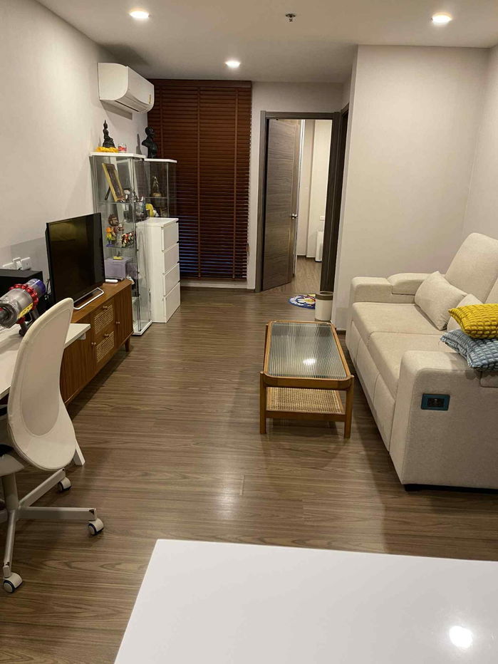 picture Sale Artisan Ratchada Condo Pool view Fully furnished ready to move in  - 1/5