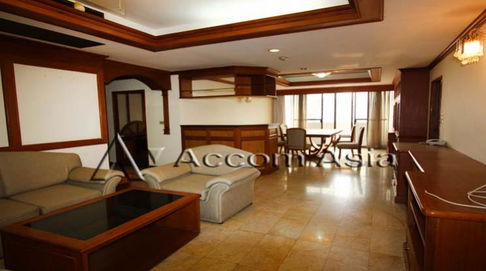 🔼🔽 AccomA 📩  3 BR Condominium @Empire House (25960)