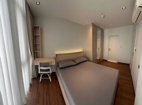 Urgent Rent!! Great Price! Beautifully Decorated Unit at U Charoen Residence Town in Town
