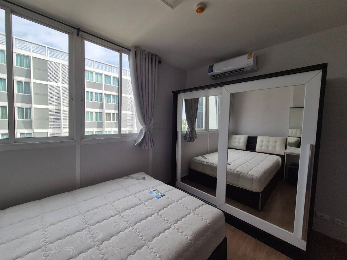 picture Fully furnished room for rent , near ARL and MRT Huamak station - 3/13