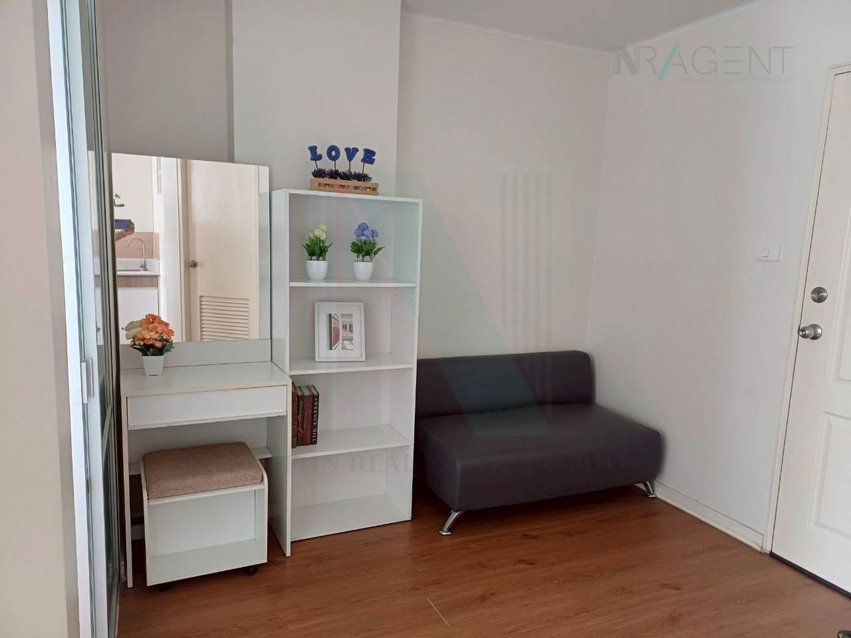 picture For Rent Condo LUMPINI CONDO TOWN RAMINTHRA - NAWAMIN Building C, Floor 17,1 bed room, Room size 26 sqm - 1/8