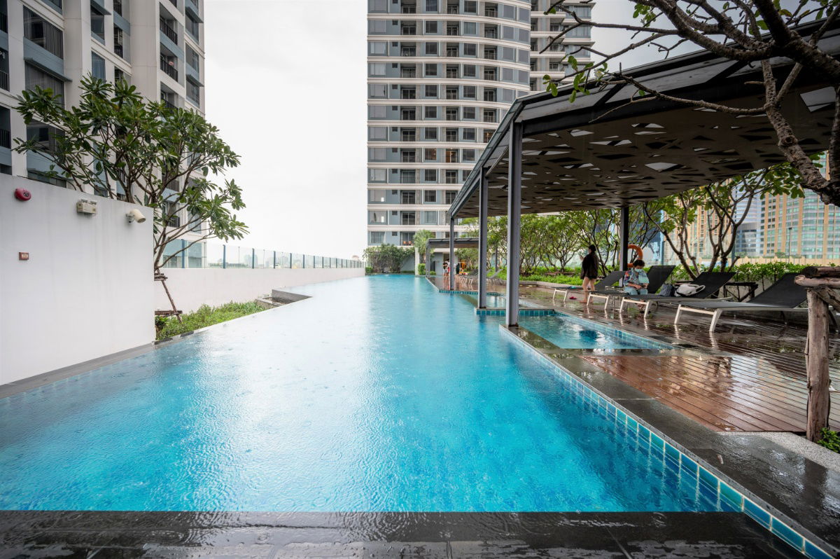 รูป SK00426 ให้เช่าคอนโด The Saint Residences (เดอะ เซนต์ เรสซิเดนซ์) ชั้นสูง วิวเมือง เฟอร์นิเจอร์ครบ - รูปที่ 15/17