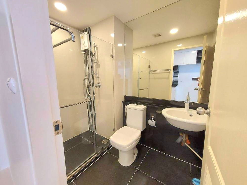 รูป ให้เช่า Chateau in town พระราม8 มีเครื่องซักผ้า 31ตร.ม. 9000บาท/ด. - รูปที่ 7/8