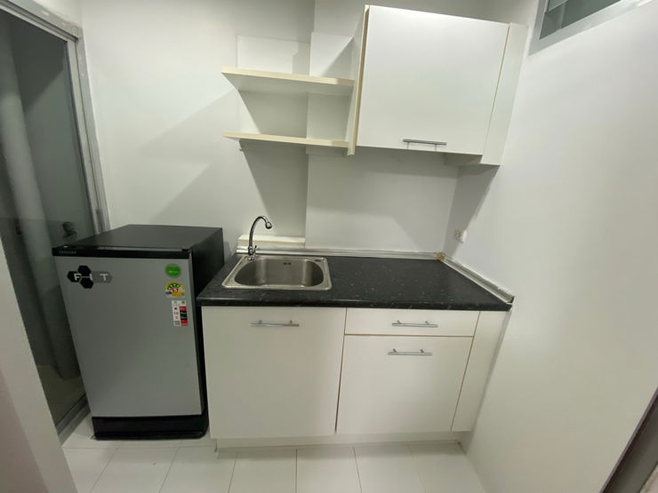 picture  For Rent: The Season Condo  🏢 For Rent: The Season Condo  📍 Building B, 3rd Floor 🗓️ Available now  💰 Rent: 6,000 THB/month  - 8/10