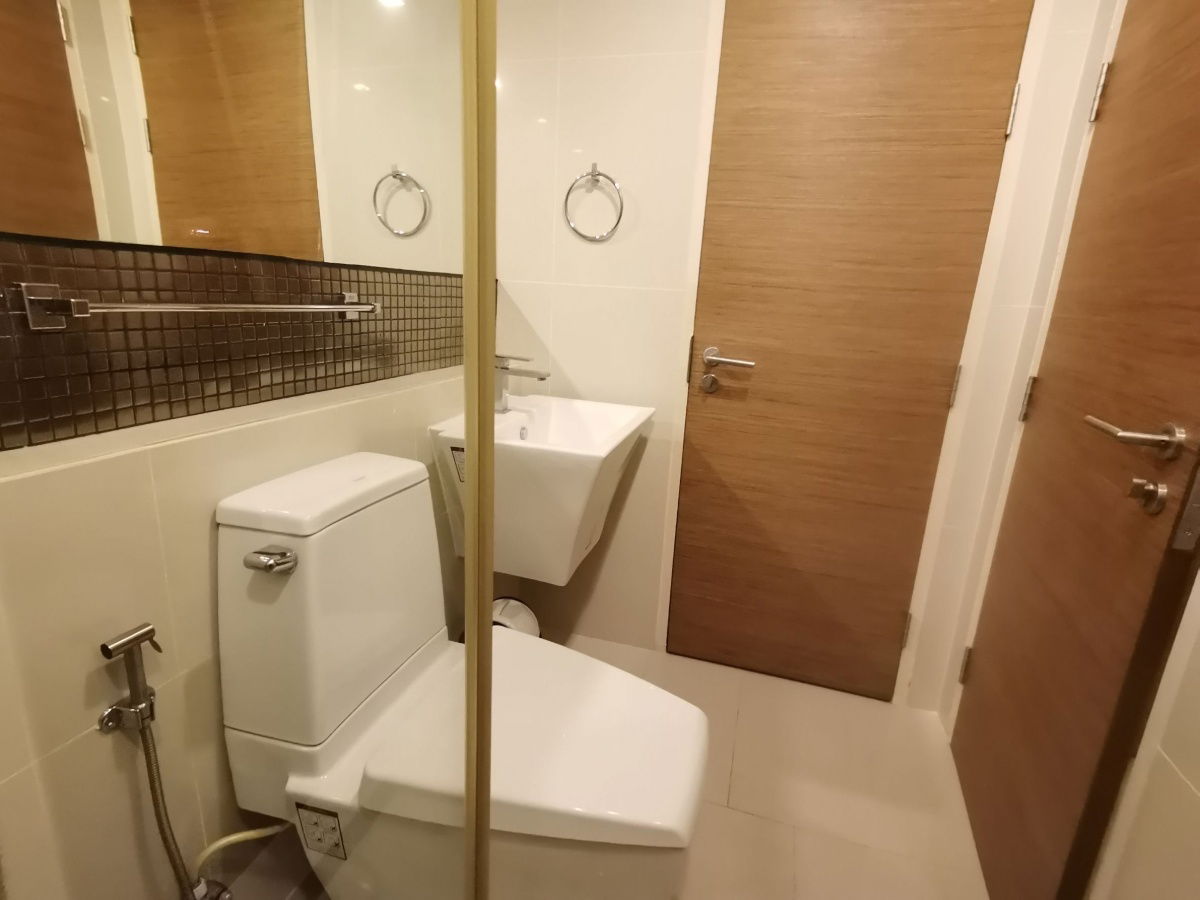 รูป Available for rent! Rhythm Sukhumvit 50. A Spacious 3 Bedroom with 120 sqm. Fully furnished, Ready to move in - รูปที่ 26/28