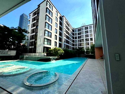 Condos for rent : LTH13034 – Condo for rent at Chapter Thonglor 25 Size 58 sqm. 2 Beds 2 Baths Pool View Near BTS Thonglor ONLY 43K/Month