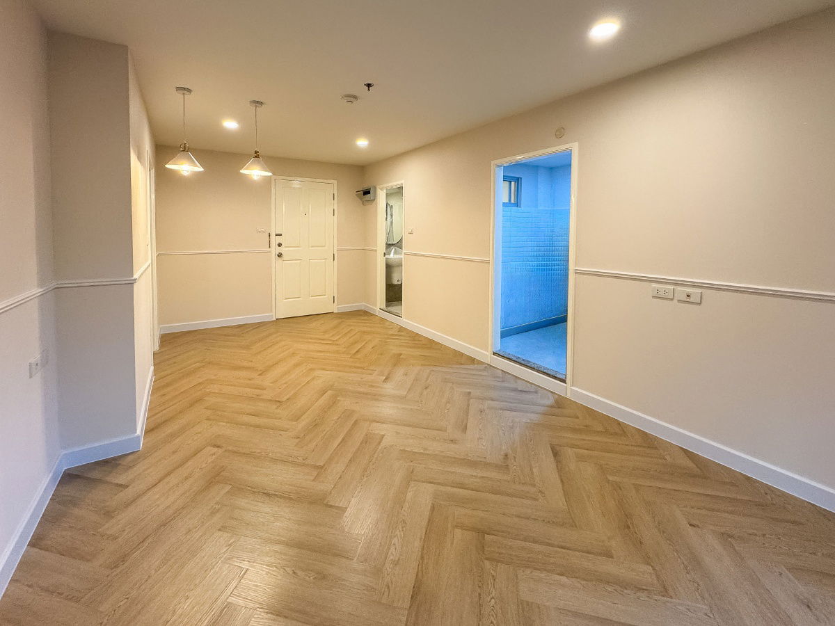 picture ✨ Condo at Lumpini Place Rama 8, only 2.59 million. Good location near MRT Bang Yi Khan Station, Siriraj Hospital, Central Central Pinklao - 3/13