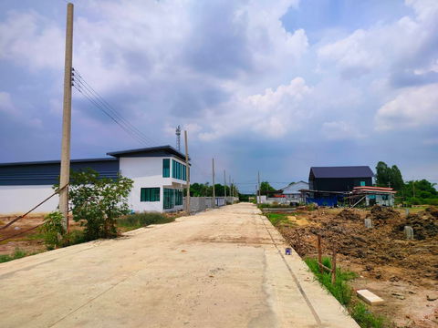 ขายที่ดิน+สิ่งปลูกสร้าง ( โกดัง,โรงงาน,คลังสินค้า )