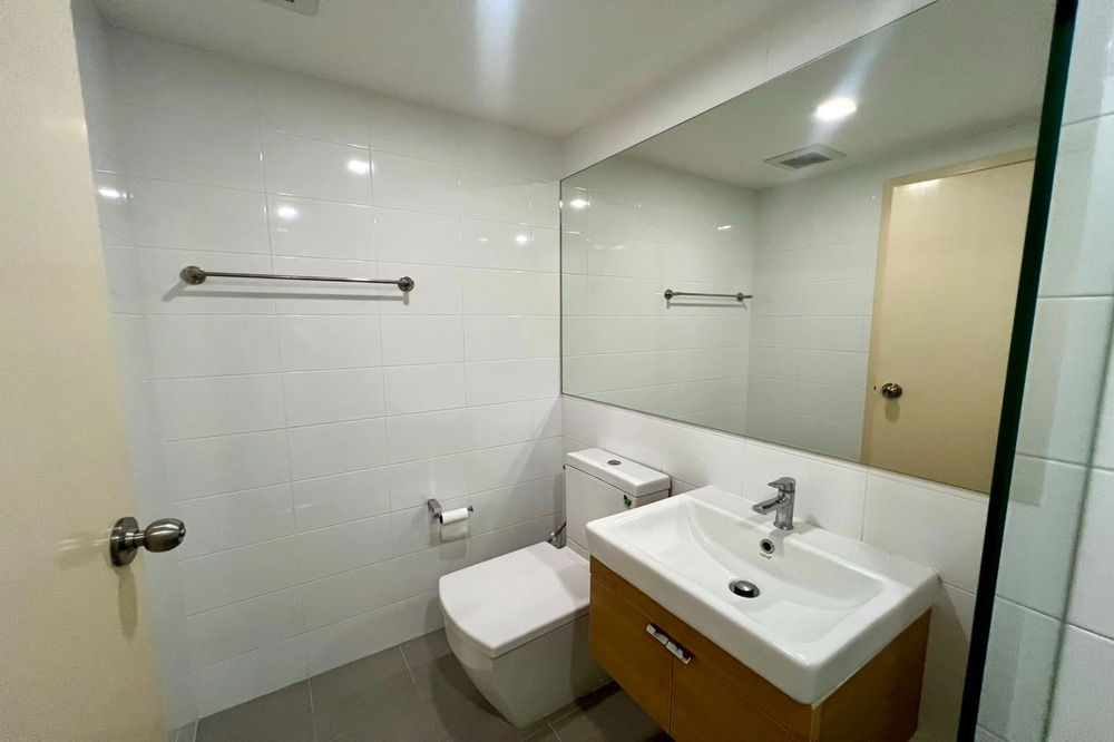 picture 🔥 For Sale !!🔥 Code C20250800042..........Notting Hill Jatujak - Interchange, 1 bedroom Plus, 1 bathroom, East Facing, furnished, Special Deal!!📣📣 - 11/11