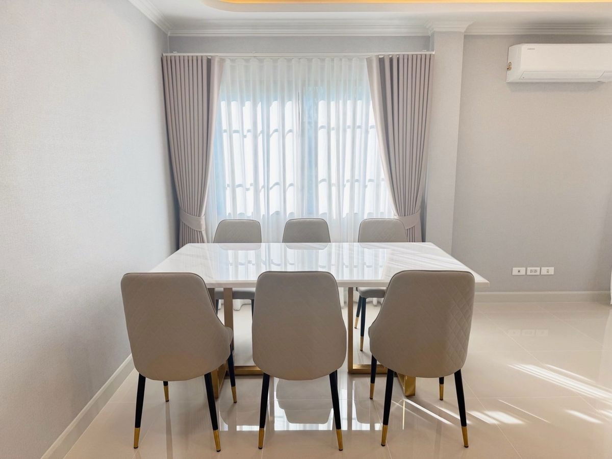 picture Single house for rent ✨ Centro Bangna ✨ 4 bedrooms, 5 bathrooms, fully furnished and equipped with appliances - 8/10