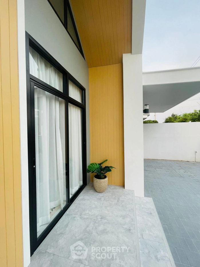 picture 3-BR House in Thap Tai (ID 2098302) - 8/13