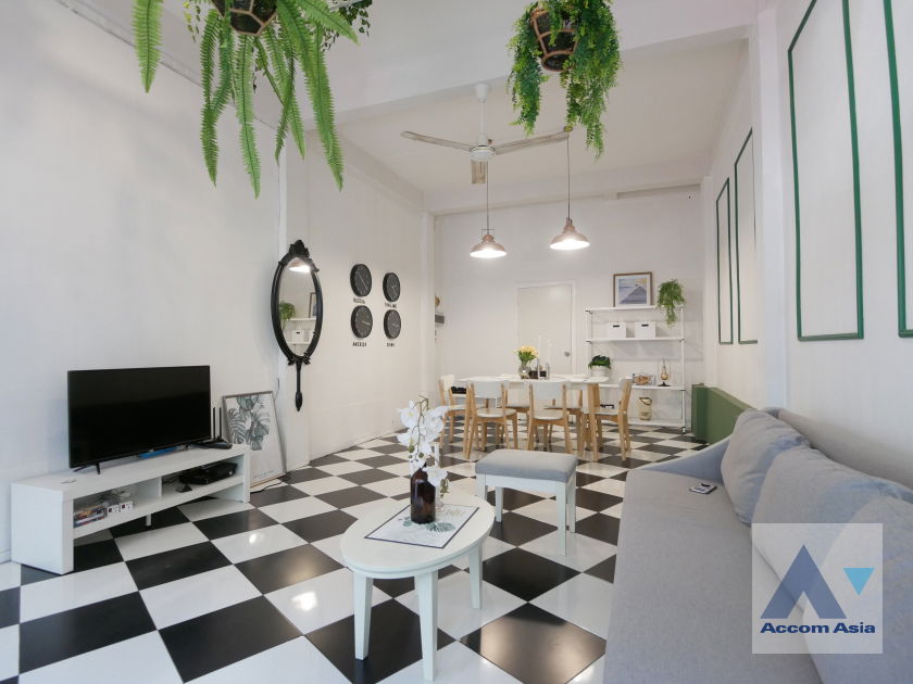 picture 🔼🔽 AccomA 📩  2 BR Townhouse in Phra Khanong Nuea (AA34151) - 2/12