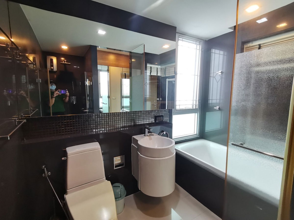 รูป Available for rent! Rhythm Sukhumvit 50. A Spacious 3 Bedroom with 120 sqm. Fully furnished, Ready to move in - รูปที่ 21/28
