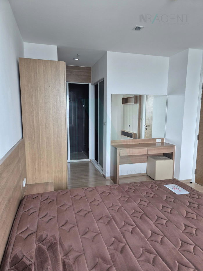 picture For Rent Condo RHYTHM PHAHOL - ARI Building 1, Floor 40,1 bed room, Room size 45 sqm - 4/8