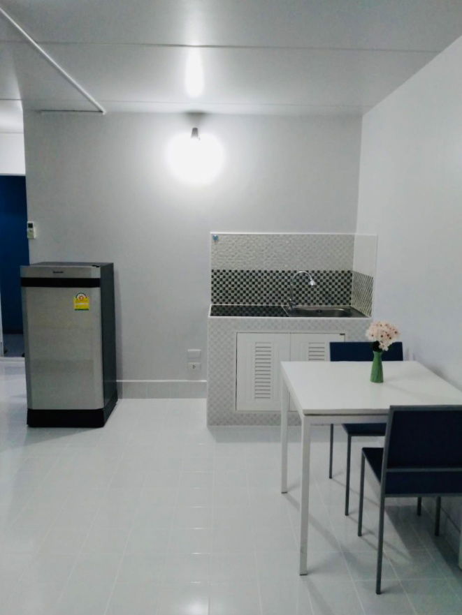 รูป ห้องพักรายเดือน เมืองทองธานี C9 ป็อปปูล่าคอนโด - รูปที่ 2/6