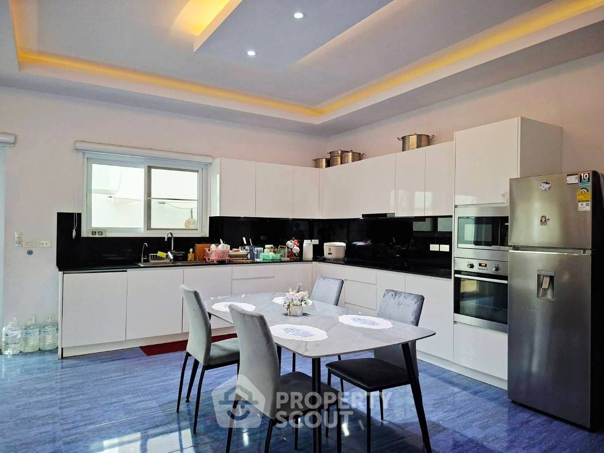 picture 3-BR Villa in Hin Lek Fai (ID 2264942) - 7/16