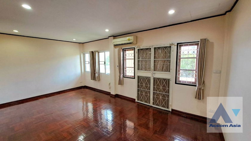 picture 🔼🔽 AccomA 📩 Home Office 4 BR Townhouse in Phra Khanong Nuea (AA37344) - 4/20