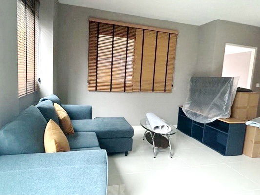 picture FOR RENT NIRVANA DEFINE KRUNGTHEPKREETHA / 3 bedrooms 4 bathrooms / 42 Sqw. 200 Sqm. **60,000** CLOSE TO BRIGHTON COLLEGE BANGKOK - 2/14